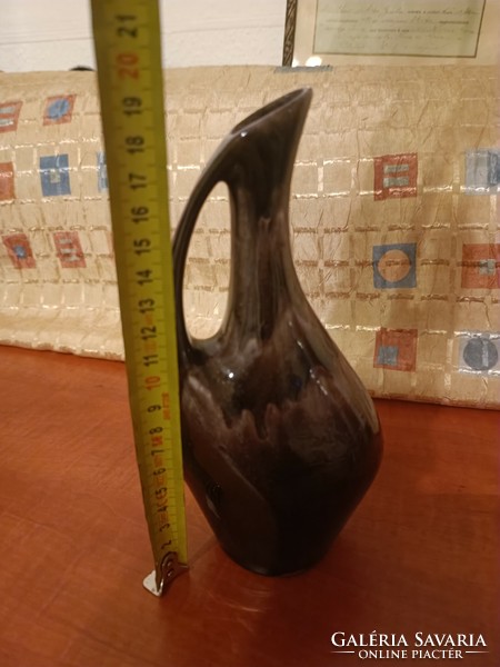 Special ceramic vase