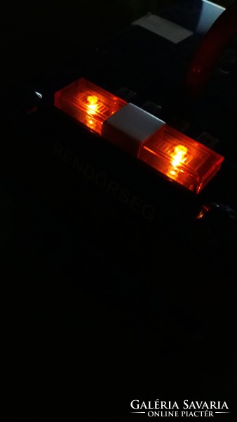 Original bburago - police - toy garage / car storage light up, siren as shown in the pictures