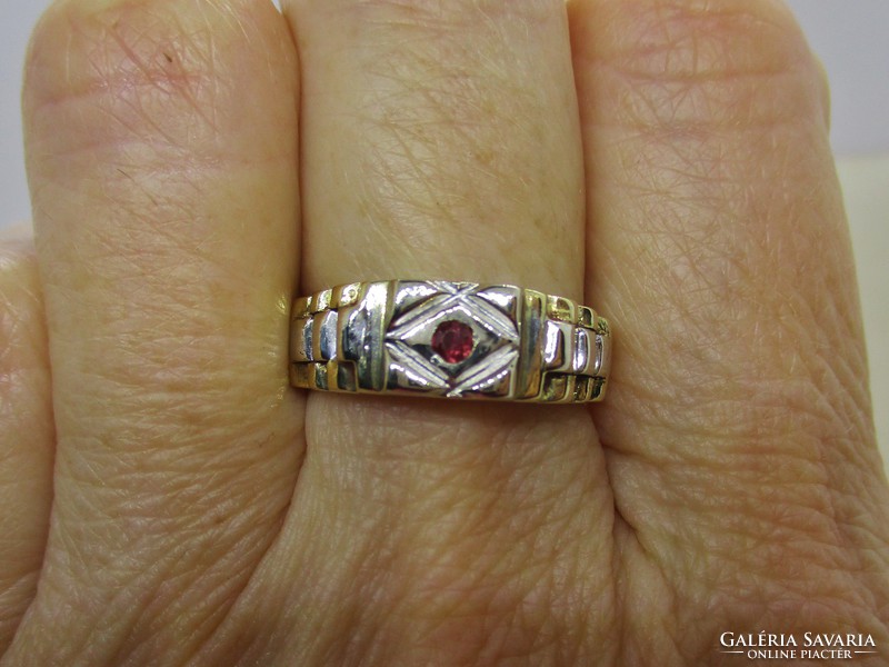 Very nice 14kt gold ring with real ruby stone