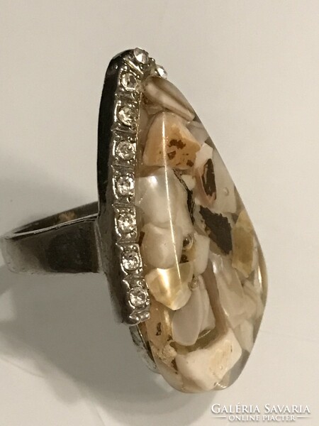Mother-of-pearl inlaid ring framed with crystals, 19 mm inner diameter