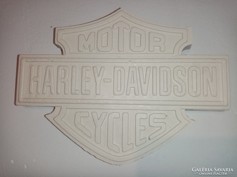 Harley Davidson logó falidísz