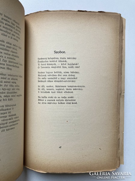 Sandor Sík: the happy woman with a sickle. Poems. 1928, First edition. A collector's rarity