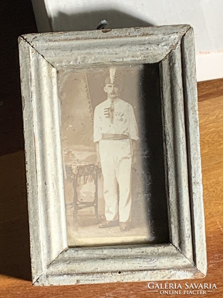 Old soldier photo is rare