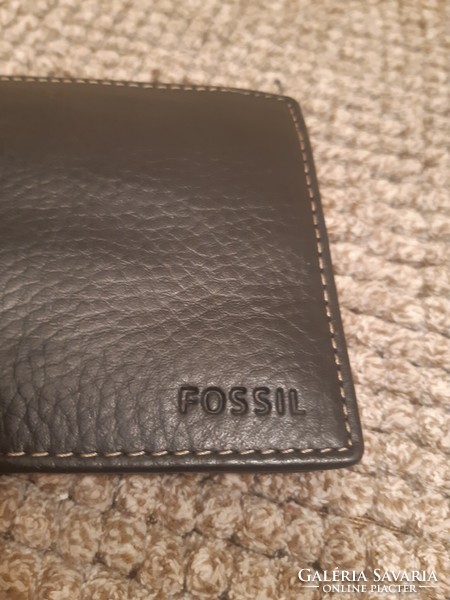 Fossil leather wallet