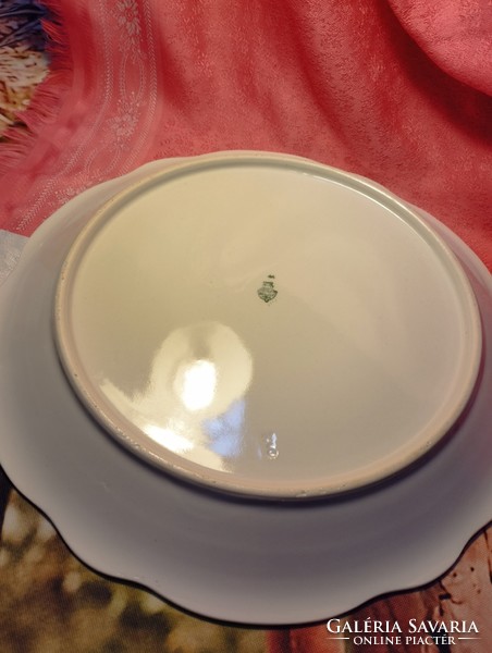 Zsolnay, porcelain giant round serving bowl with wavy edges, centerpiece