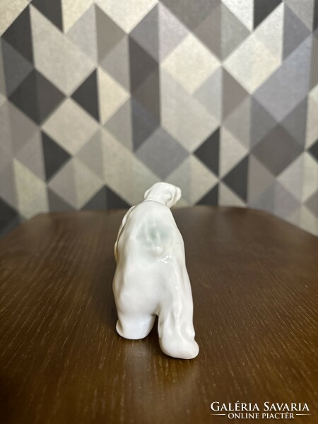 Foreign polar bear porcelain figure