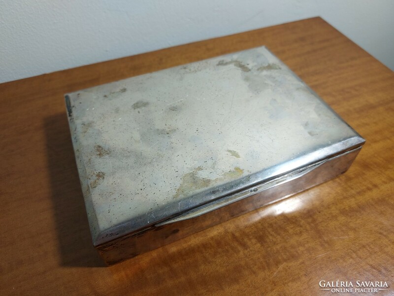 Silver card holder box (139)