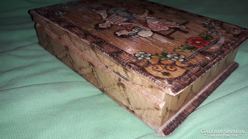 Beautiful pre-last century hand-painted, + burned flawless gift box Budapest 14x20x4cm according to pictures