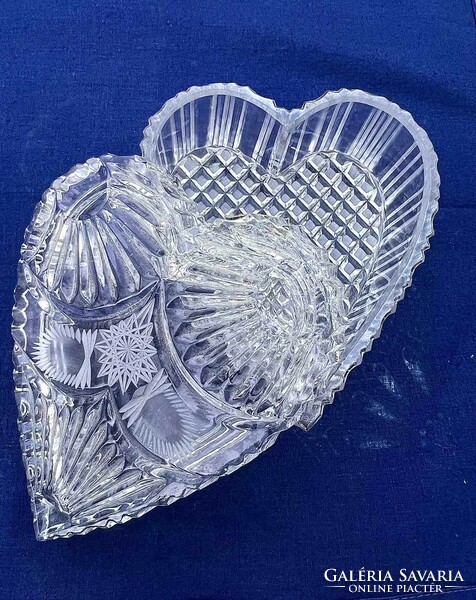 Heart-shaped polished lead crystal jewelry box made in Poland new!