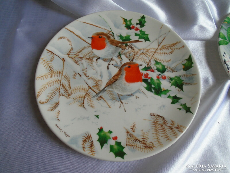 4 Pcs. Bradex numbered, limited edition plate with birds.