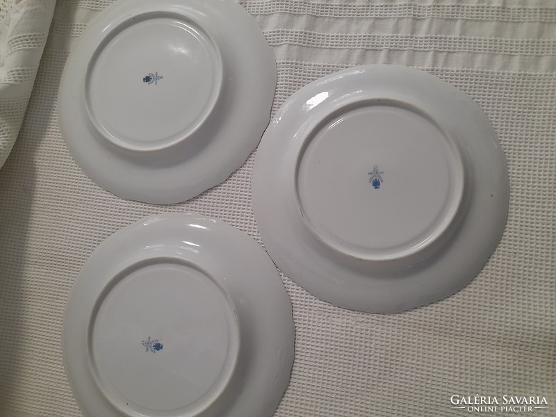 3 Raven House cookie plates