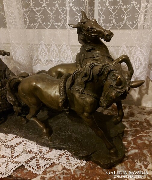 Antik bronz hatalmas lovas szobor! Római harcos!