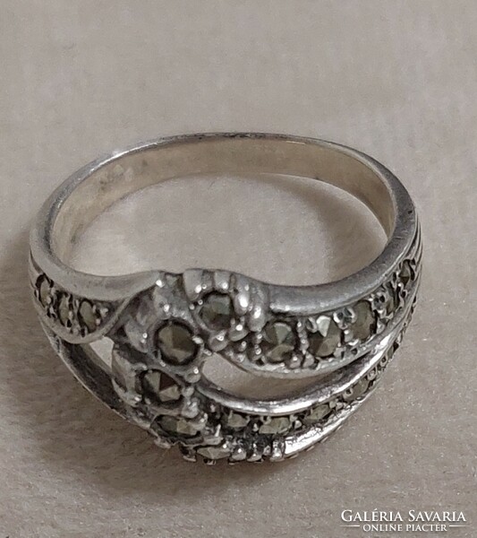 Silver ring with marcasite stones, size 54! In very good condition!