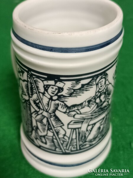 Small porcelain cup from Hollóháza.