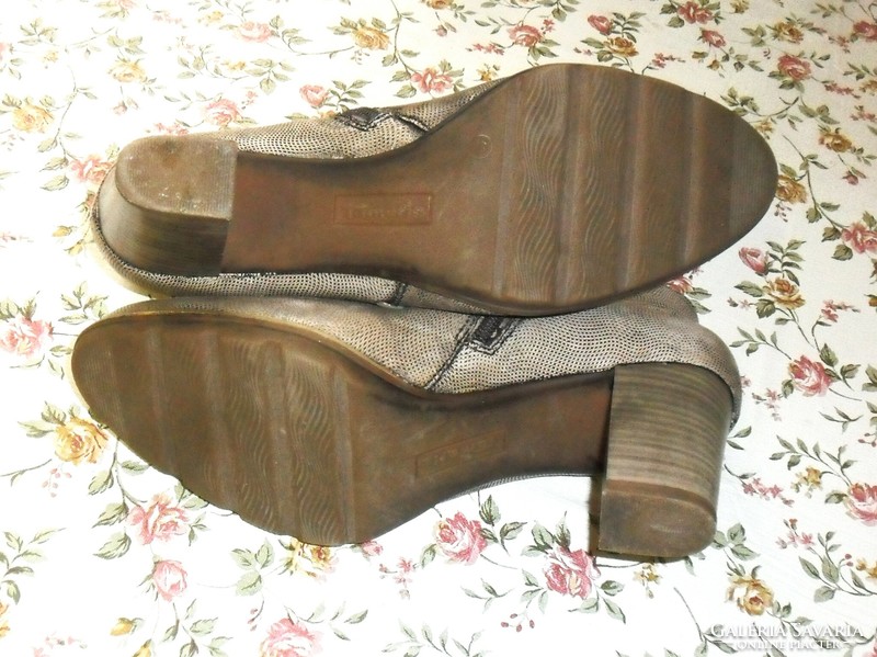 Tamaris, antikolt valódi bőr boka cipő 40 -es méretben.