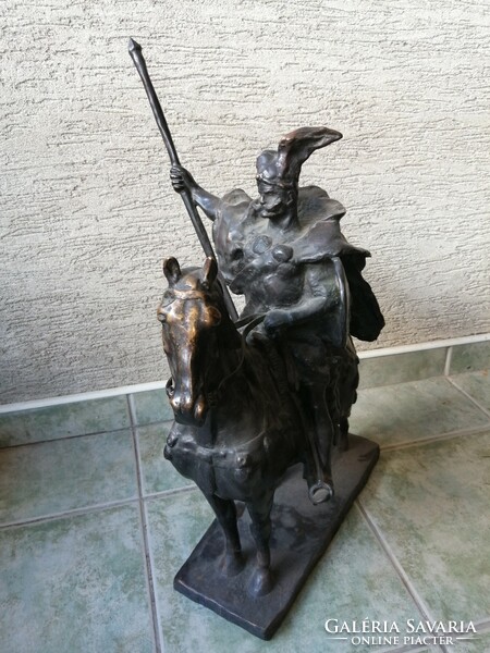 Zala György (1858-1937) - A hét vezér 1912,1928,1929,- patinázott bronz szobrok, műbírálattal.