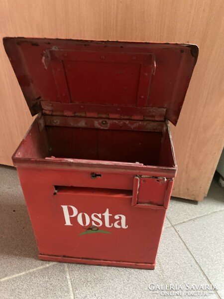 Postai postaláda