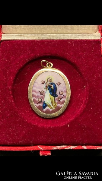 Antique Mary pendant