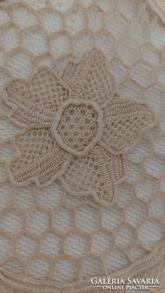 3 pcs crocheted crochet lace tablecloths in ecru!