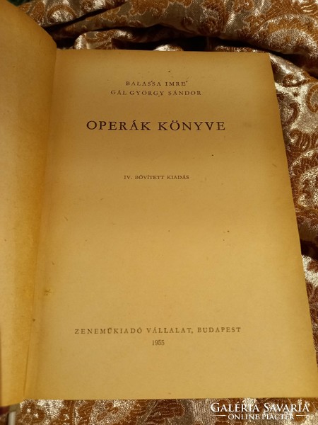 Operák könyve 1955