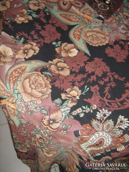 Gyönyörű női vintage különleges szolidan csillogó rózsás nagyméretű bélelt selyem ruha