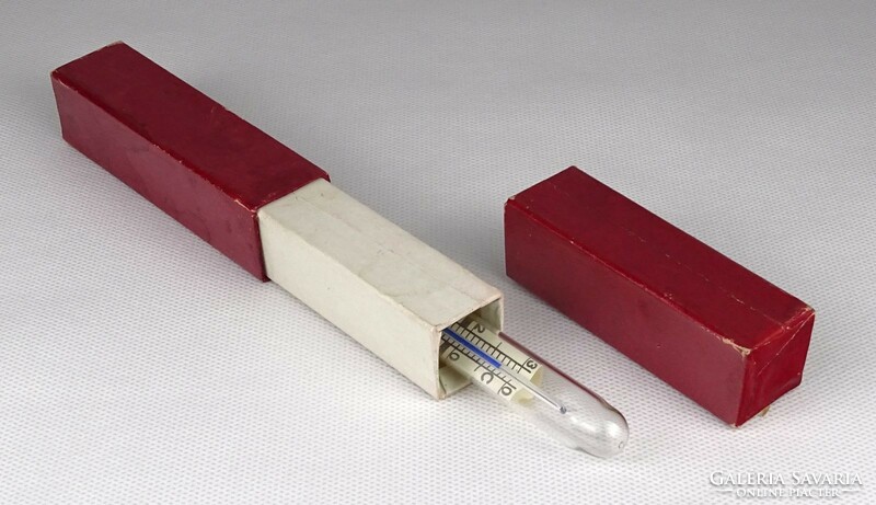 1P910 Régi LABOR fújt üveg hőmérő papír tokjában
