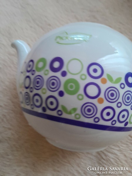 Pickwick teapot is flawless