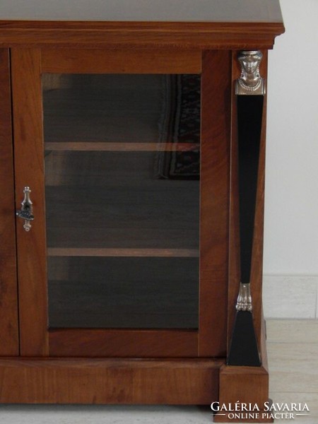 Empire two-door TV cabinet [g-21]