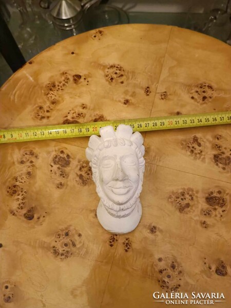 Plaster head