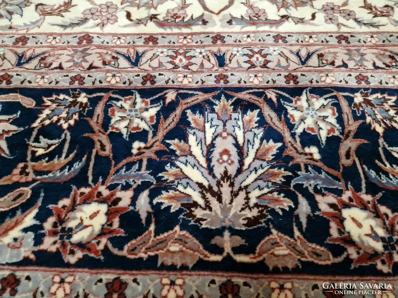Iran isfahan 265x365 cm hand knotted wool persian carpet bfz512