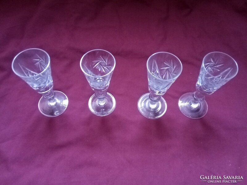 Polished crystal brandy glass with base 4 pcs for Christmas New Year's Eve celebrations