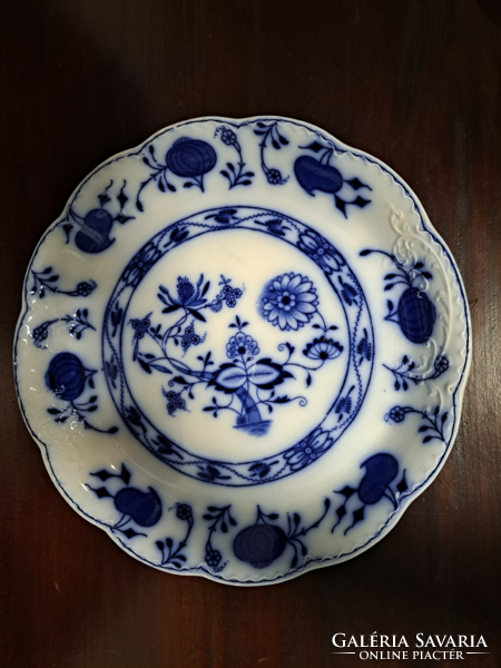 Johnson bros large round side dish