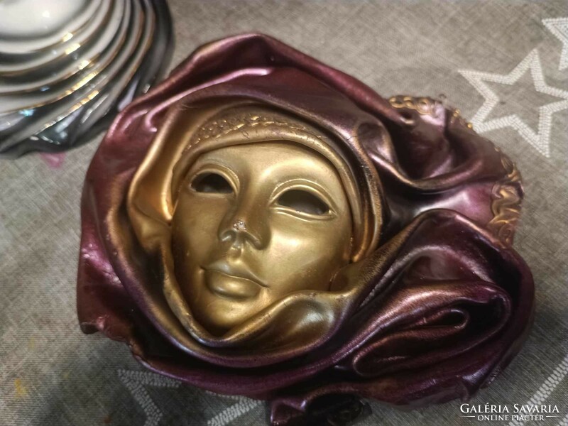 Original Venetian mask. Ceramic leather decoration work! Signal!