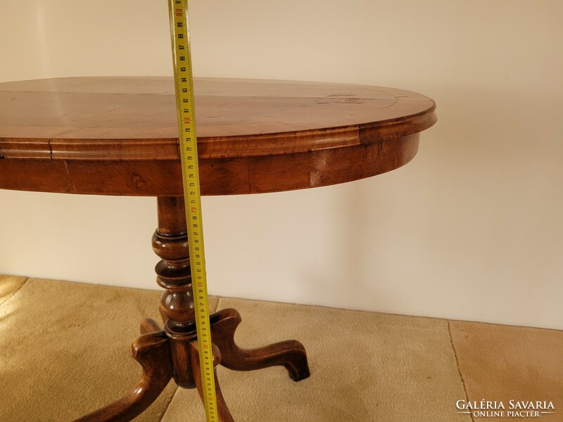 Régi vintage ovális asztal neobarokk kis asztal 93 cm konzolasztal