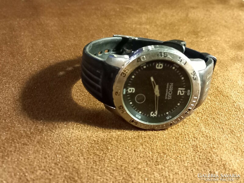Marquise radio controlled wristwatch