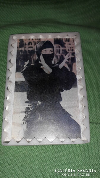 1980-as évek céllövöldés 3 pálcás trafikáru zsebtükör SHO KOSHUGI - NINJA fotóval a képek szerint