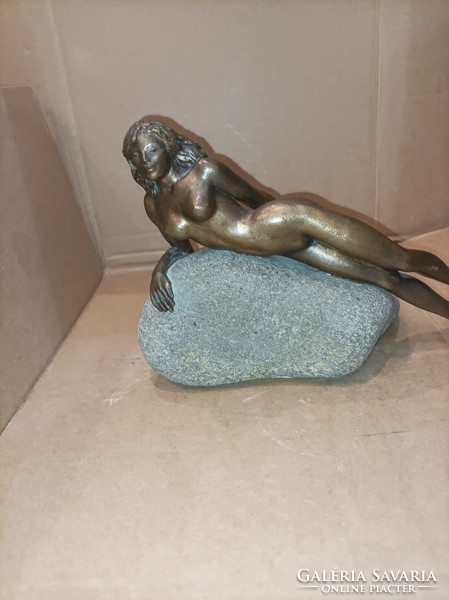 Rácz's bronze statue, nude resting on gravel. 24 cm in size