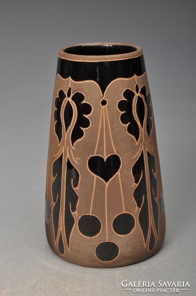 Art Nouveau vase by Alexander Steinbach, 16.5 cm, marked by a field trip