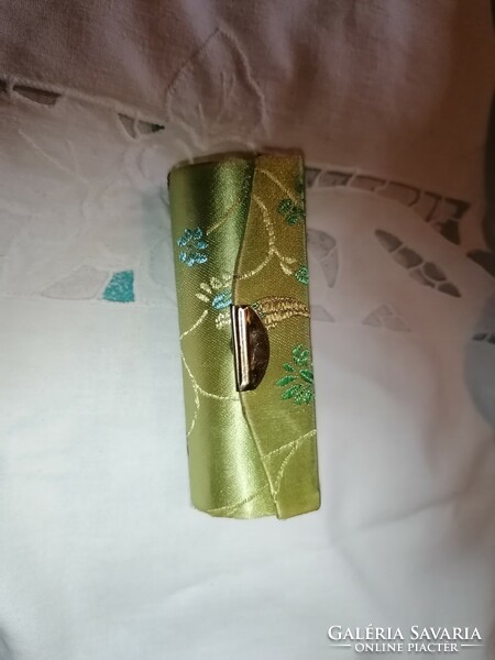 Mirrored silk-coated lipstick holder