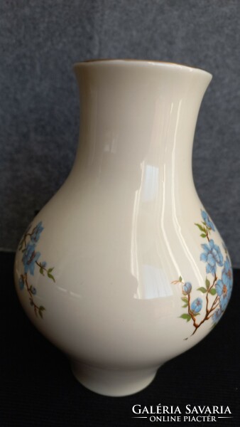 Ritka antik Zsolnay Jubíleumi pecsétes porcelán váza, kézi festésű, kék barackvirágos