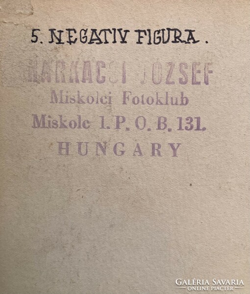 Harkácsi József fotóművész hagyatékából --Negatív figura.