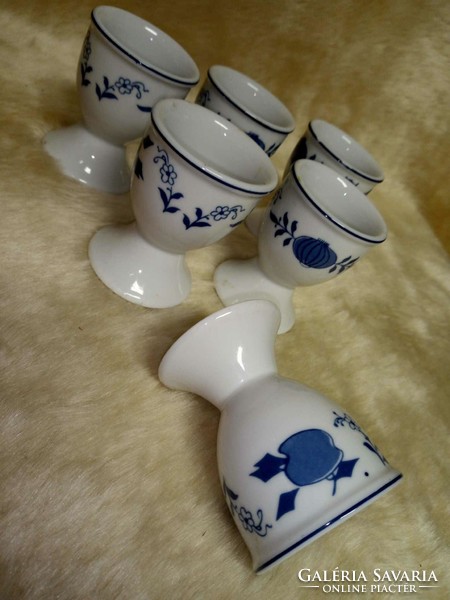 Német hagymamintás kék dekor porcelán tojástartó reggelihez