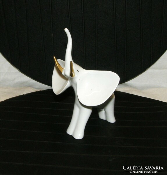 Elefánt Hollóházi porcelán - 16 cm