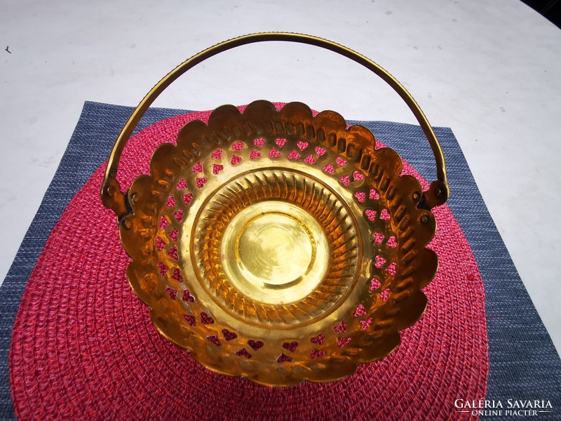 Basket with copper handles, offering