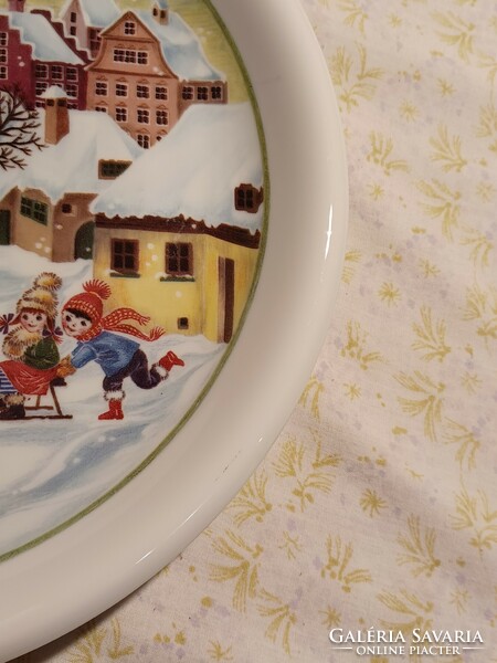 Arzberg- German porcelain bowl offering Christmas scene