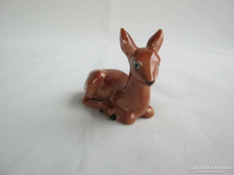 Kőbánya porcelain roe deer fawn
