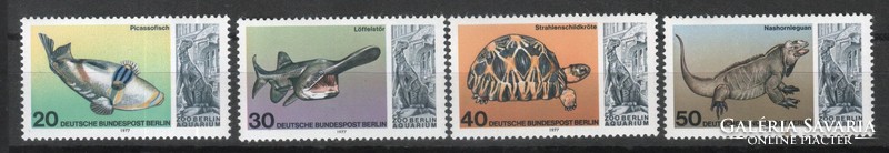 Postal cleaner berlin 0674 mi 552-555 EUR 4.00