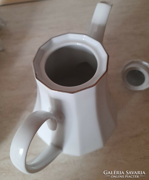 White-silver epiag coffee/tea set