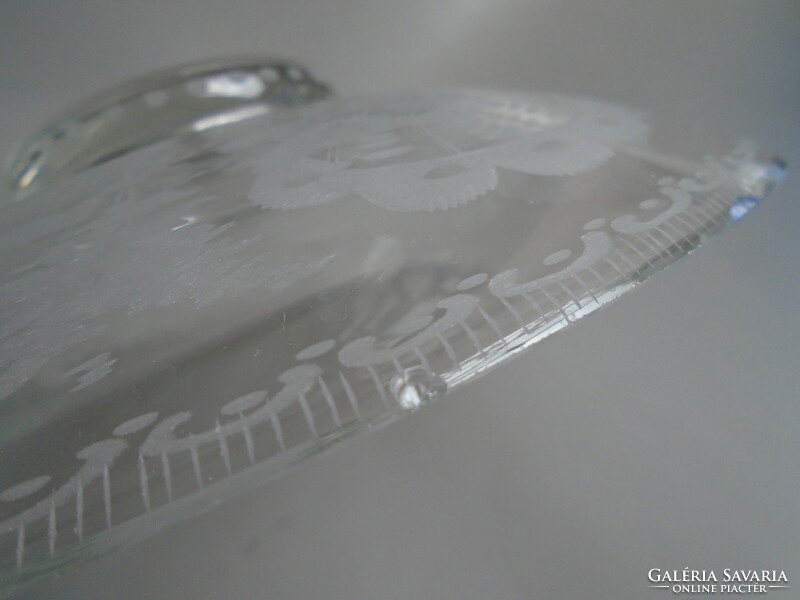 Keleti mintás, pagodás, metszett  kristály üveg tál.