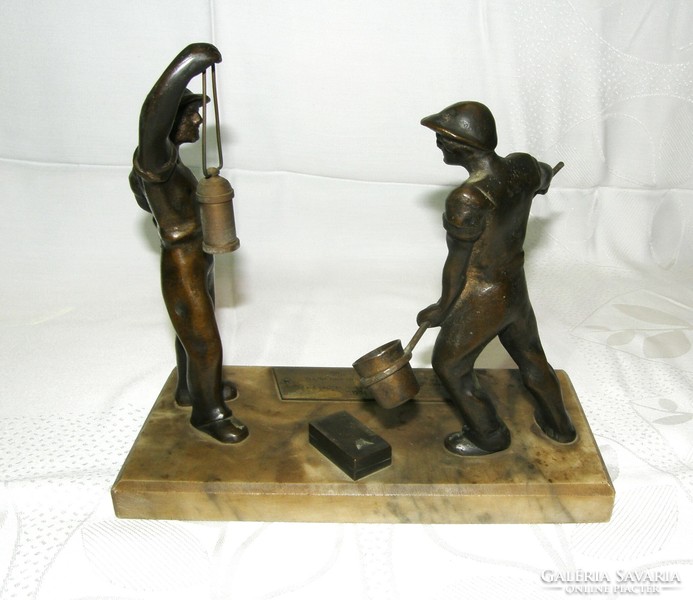 Pair of bronze statues on a marble base - 3.36 kg - 1949s'